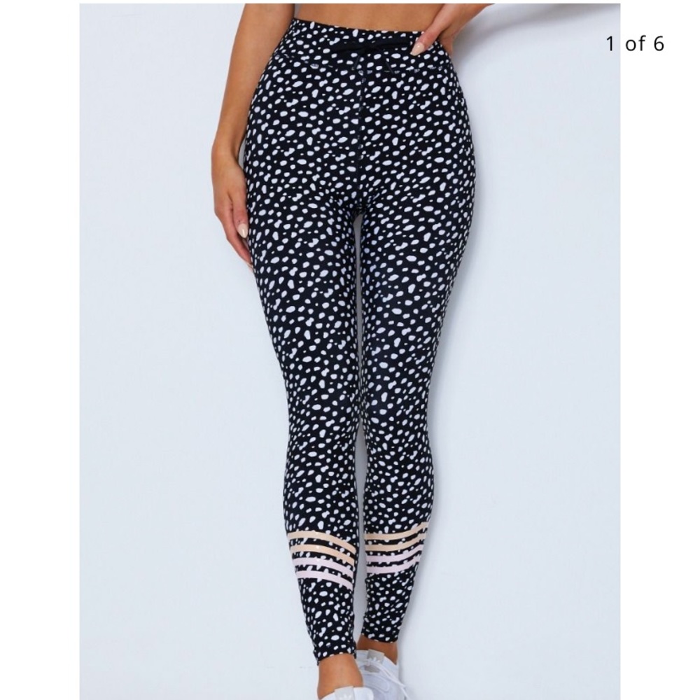 Sarah’s Day x WFA Leggings